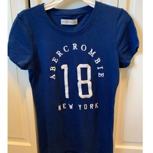 A&F tee